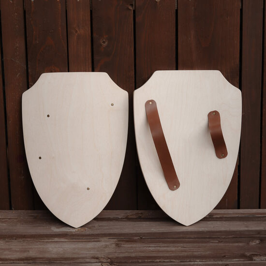 Koka vairogs (nekrāsots)